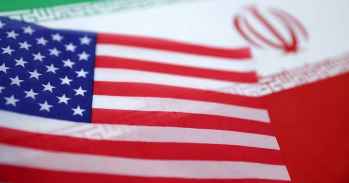 হামলার হুমকির মধ্যেই তুরস্কে আলোচনায় বসছে যুক্তরাষ্ট্র-ইরান