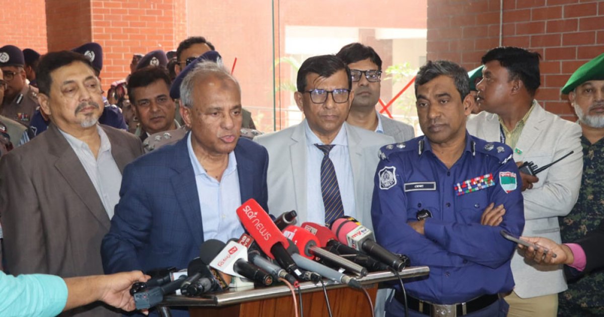 নির্বাচন উৎসবমুখর হবে, কোনো শঙ্কা নেই: স্বরাষ্ট্র উপদেষ্টা