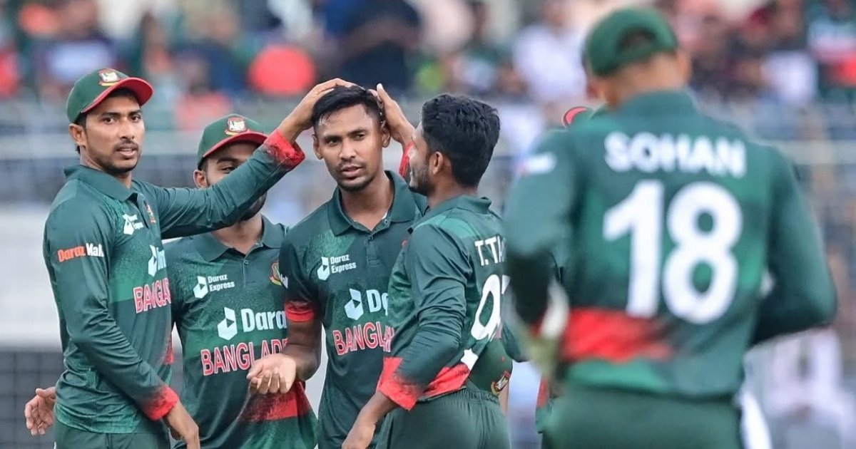 ৬ কোটি ৪৪ লাখ রুপিতে লাহোর কালান্দার্সে ফিরলেন মোস্তাফিজুর রহমান