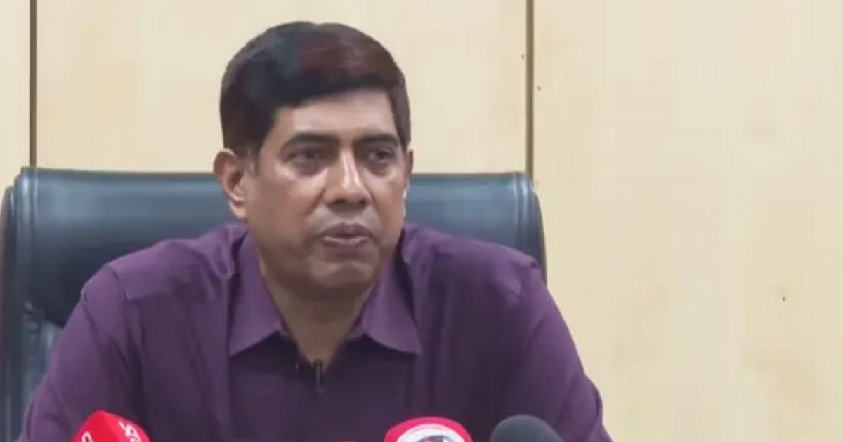 জামায়াত আমিরের এক্স অ্যাকাউন্ট ‘হ্যাকের’ ঘটনায় বঙ্গভবনের কর্মকর্তাকে গ্রেপ্তার দেখালো ডিএমপি