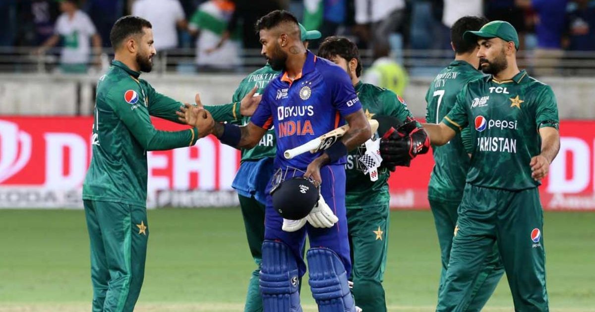 বাংলাদেশের পক্ষ নিয়ে ভারতের বিরুদ্ধে না খেলার সিদ্ধান্তে অনড় থাকতে পারবে পাকিস্তান?