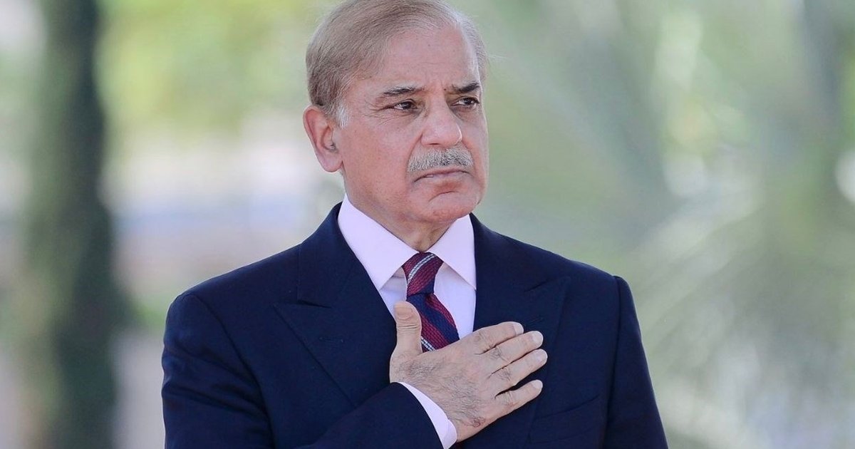 বাংলাদেশের পাশে সম্পূর্ণভাবে থাকার ঘোষণা পাকিস্তান প্রধানমন্ত্রীর