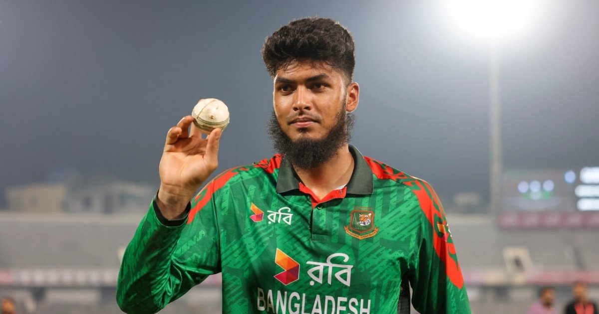 বিগ ব্যাশ মাতিয়েও বিশ্বকাপে দর্শক হয়ে থাকার হতাশায় রিশাদ