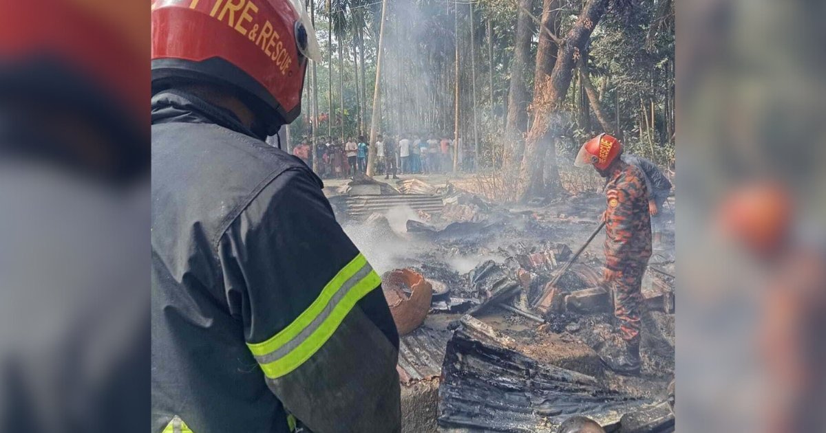 পুকুরে মাছ ধরাকে কেন্দ্র করে সংঘর্ষ-অগ্নিসংযোগ, আহত ২০