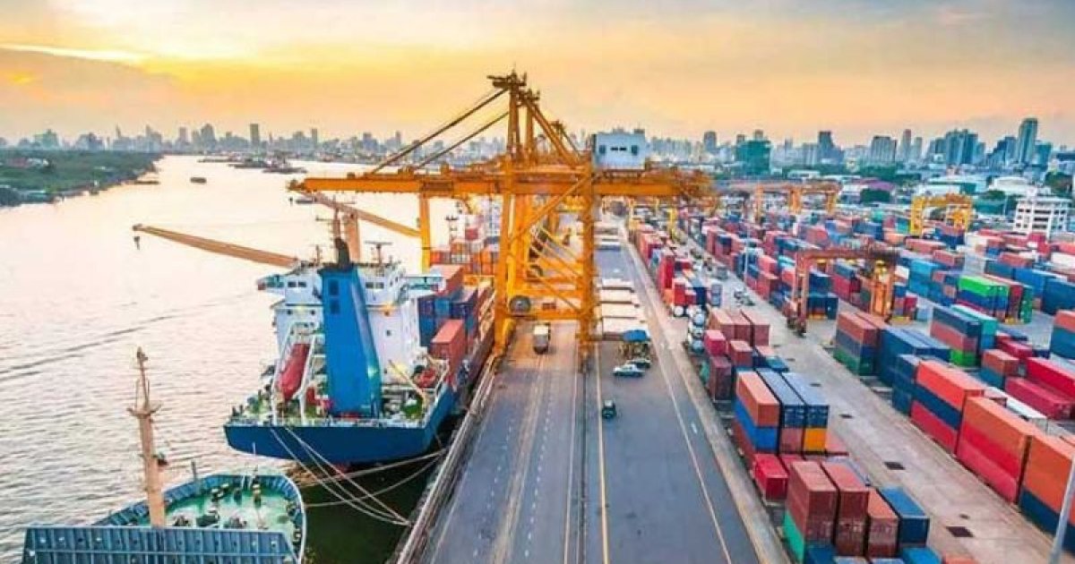 চট্টগ্রাম বন্দর সচল আছে: চট্টগ্রাম বন্দর চেয়ারম্যান