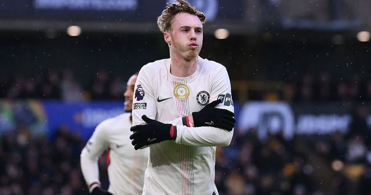 হ্যাটট্রিক করে ইতিহাস গড়লেন পালমার 