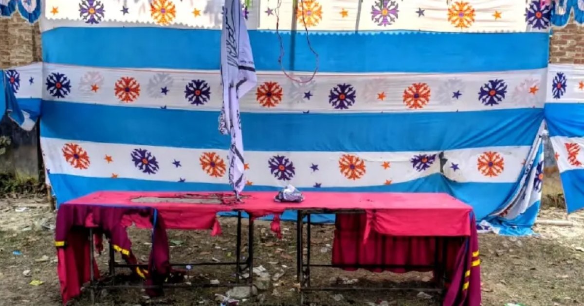 বগুড়ায় বিএনপি প্রার্থীর নির্বাচনী কার্যালয়ে অগ্নিসংযোগ