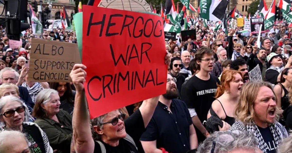 অস্ট্রেলিয়ায় যাবেন ইসরায়েলি প্রেসিডেন্ট, প্রতিবাদে হাজারো মানুষের বিক্ষোভ