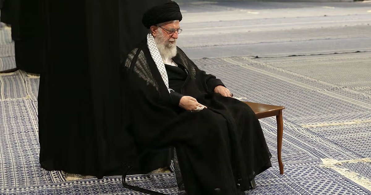 ৩৭ বছরের নজির ভাঙলেন খামেনি, ইরানে হামলা কি আসন্ন?  