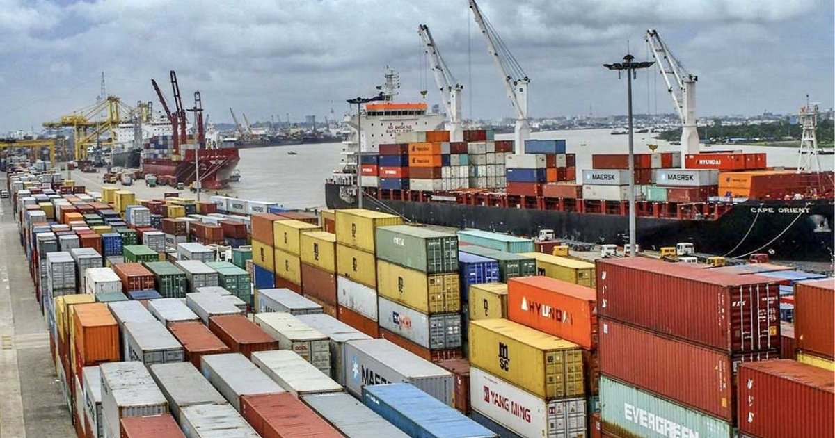 মধ্যরাতে বিজ্ঞপ্তি দিয়ে বন্দরের ধর্মঘট স্থগিত করলেন আন্দোলনকারীরা