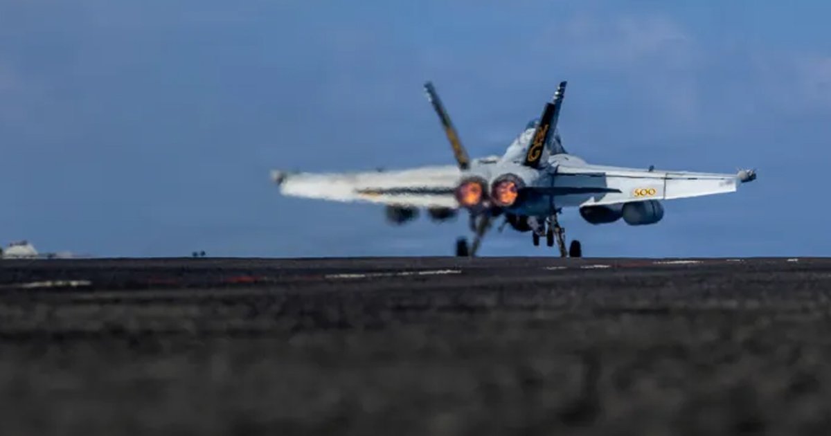 ‘দাবি না মানলে ইরানে ভয়াবহ হামলা’  