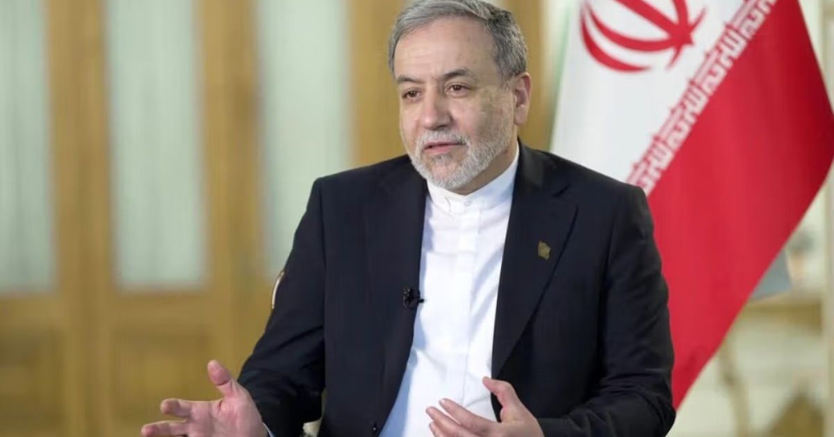 ইরান যুক্তরাষ্ট্রের সঙ্গে কূটনৈতিক মীমাংসা ও সংঘাত উভয়ের জন্য প্রস্তুত: আরাঘচি