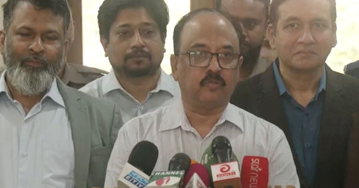 ঢাকার ১৩টি আসনে ১৪০০ কেন্দ্র ঝুঁকিপূর্ণ: বিভাগীয় কমিশনার