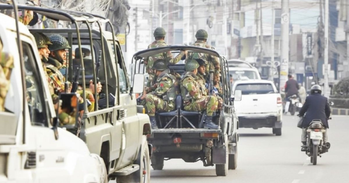সেনাবাহিনীসহ আইনশৃঙ্খলা বাহিনীর টহল শুরু