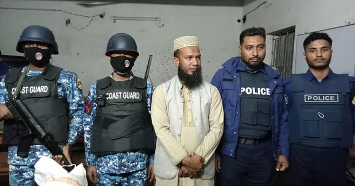 নির্বাচনের আগের দিন ছয় জেলায় টাকা উদ্ধার, আটক, দণ্ড