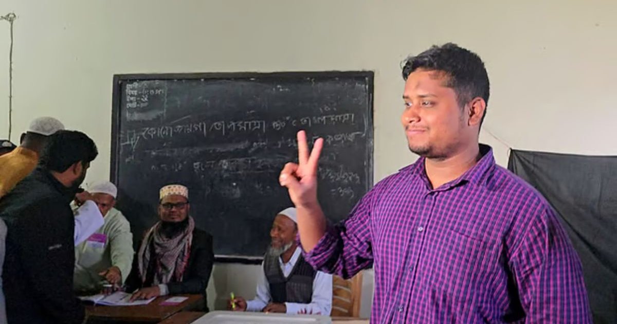 হাসনাতের নিজ কেন্দ্রে ট্রাকের ভোট শূন্য, মঞ্জু মুন্সীর কেন্দ্রেও এগিয়ে শাপলা কলি