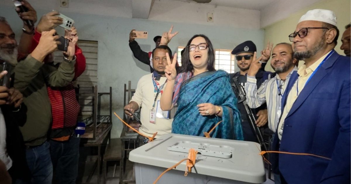 ৩৩ কেন্দ্রের ফলাফলে এগিয়ে রুমিন ফারহানা