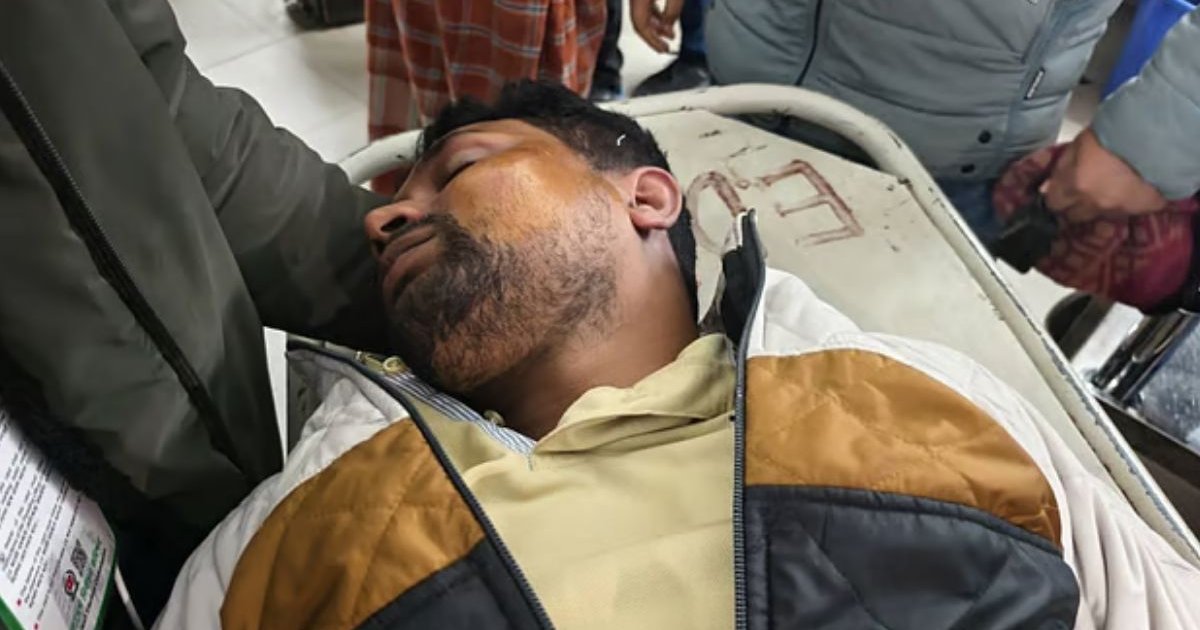 কুড়িগ্রামে এনসিপি প্রার্থীর গাড়িতে হামলার অভিযোগ, প্রার্থীর ভাইসহ আহত ৫