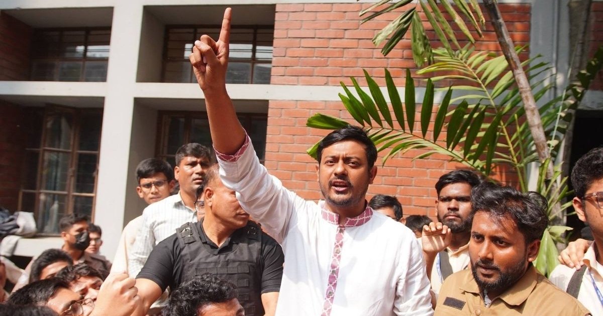 ভোট ডাকাতদের গণধোলাই দেব: নাসীরুদ্দীন পাটওয়ারী