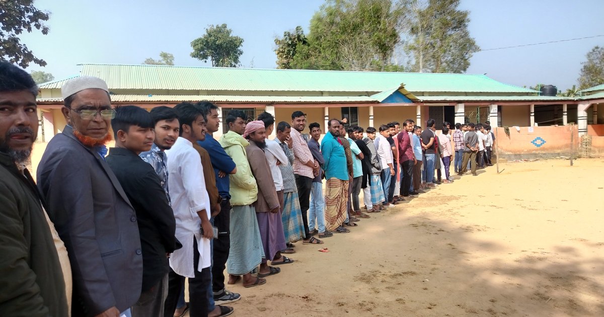 শান্তিপূর্ণ ও উৎসবমুখর পরিবেশে উখিয়ায় ভোটগ্রহণ, কেন্দ্রগুলোতে কড়া নিরাপত্তা