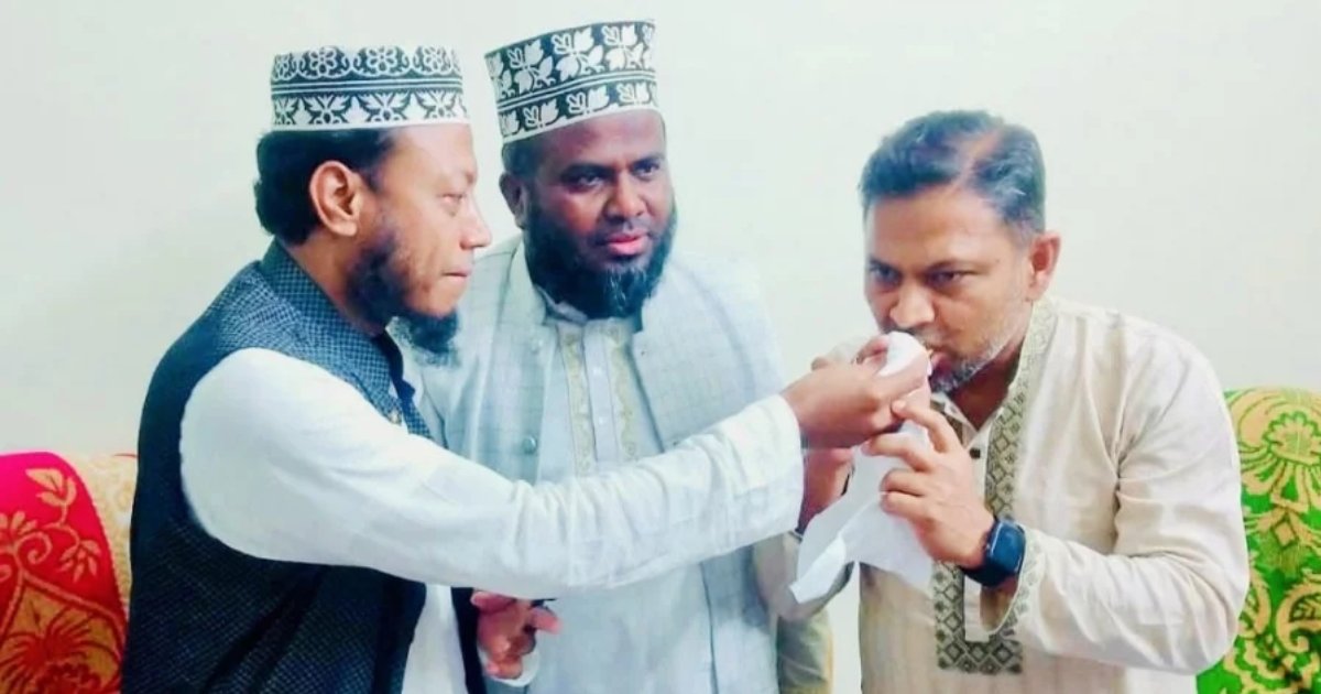 নির্বাচনে জয়ের পর বিএনপি প্রার্থীকে মিষ্টি মুখ করালেন আমির হামজা