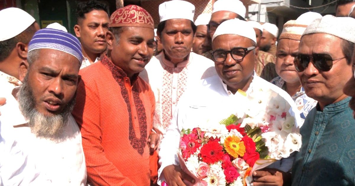 চাঁদাবাজদের পুলিশে ধরিয়ে দিলে পুরস্কার: কাজল