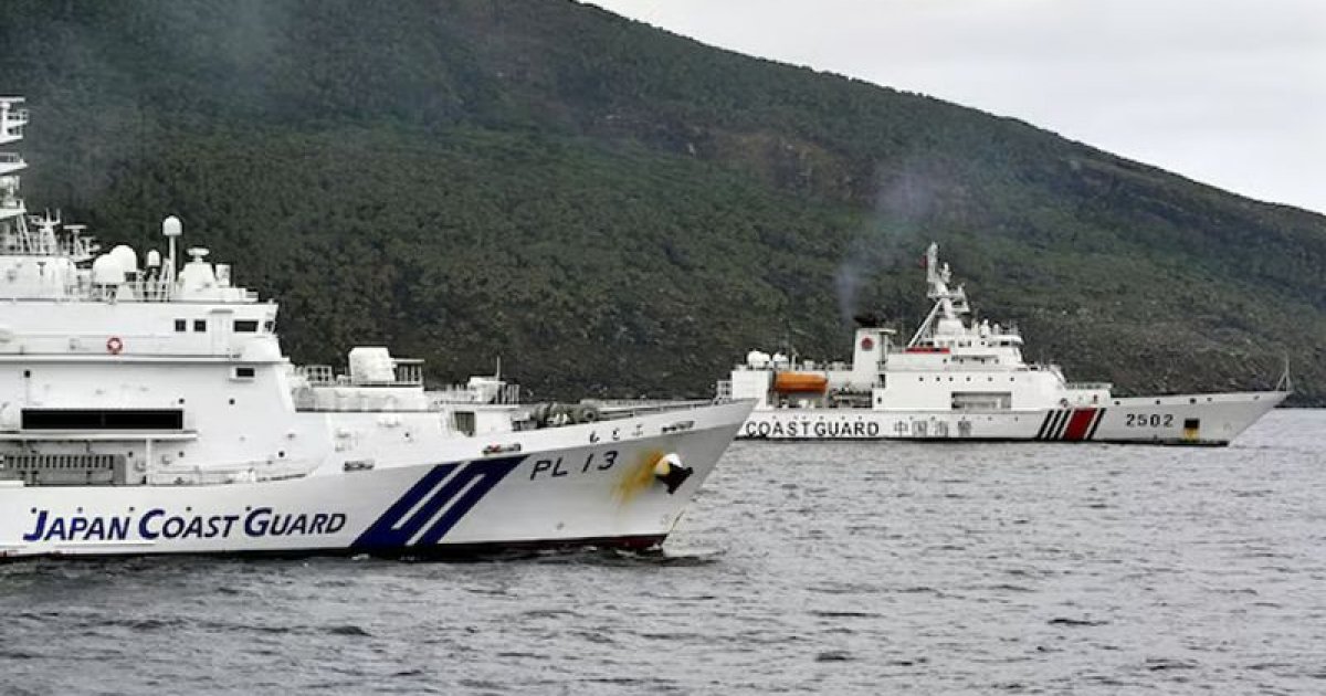 উত্তেজনার মধ্যে চীনা নৌকা আটক করলো জাপান