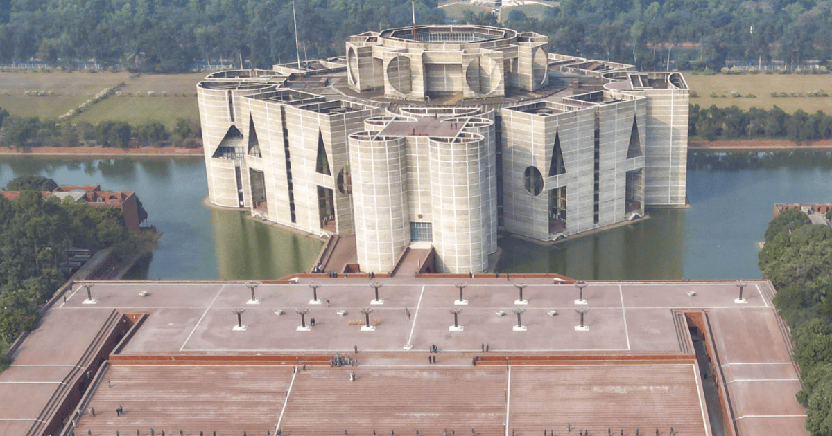 বঙ্গভবন নয়, সংসদের দক্ষিণ প্লাজায় শপথ নেবে নতুন সরকার