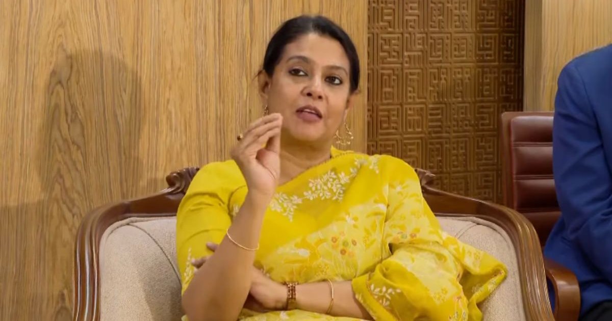 নেদারল্যান্ডসে কর্মস্থলে ফিরে গেছেন ফয়েজ তৈয়ব: সেফ এক্সিট প্রসঙ্গে রিজওয়ানা