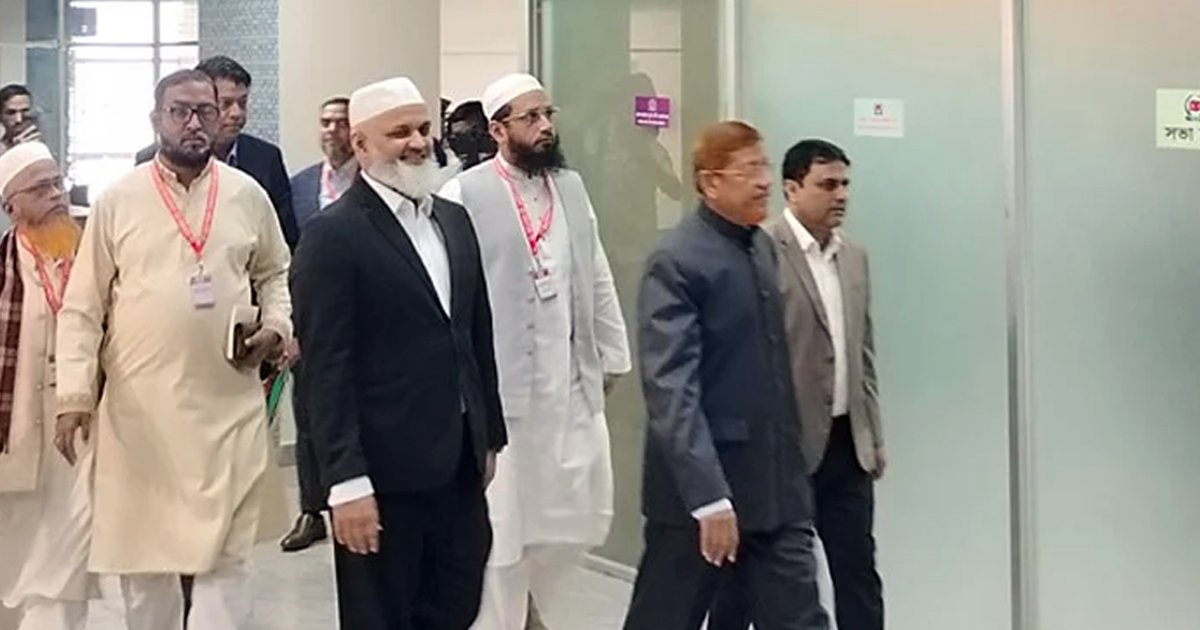 ৩০ আসনে ভোট জালিয়াতির অভিযোগ, পুনঃগণনার দাবিতে ইসিতে ১১ দলীয় ঐক্যের নেতারা