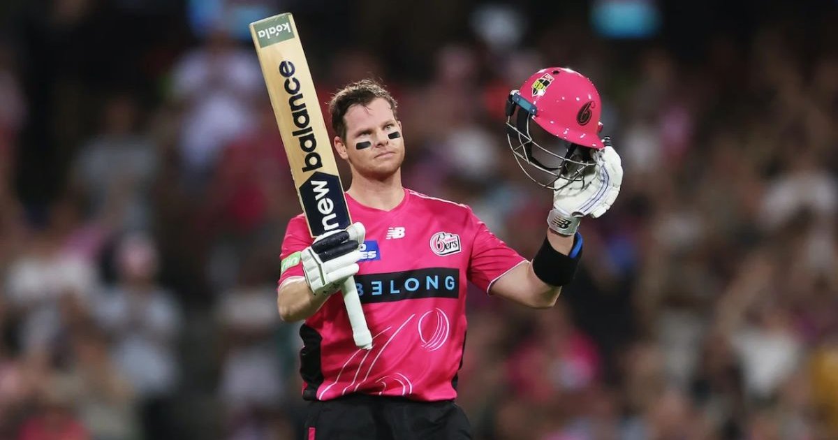 বিশ্বকাপের মাঝপথে অস্ট্রেলিয়া দলে স্মিথ