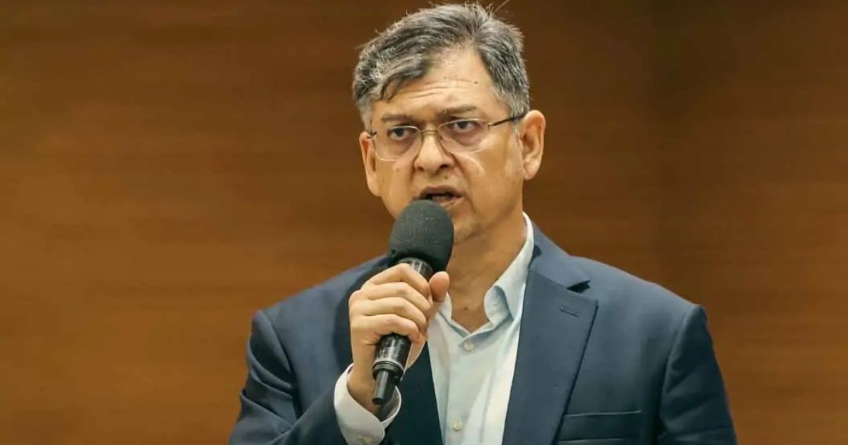 ছায়া মন্ত্রিসভা গঠনের সিদ্ধান্তকে বিএনপি স্বাগত জানায়: সালাহউদ্দিন আহমদ