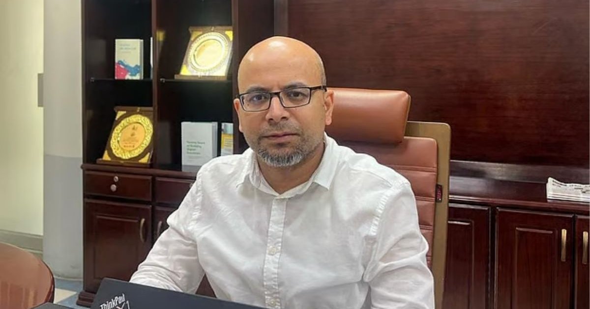 ‘মুখ খুললে অনেকের আন্ডারঅয়্যারও খসে পড়ার চান্স আছে, হিসাব করে পাঙ্গা লড়তে আইসেন’