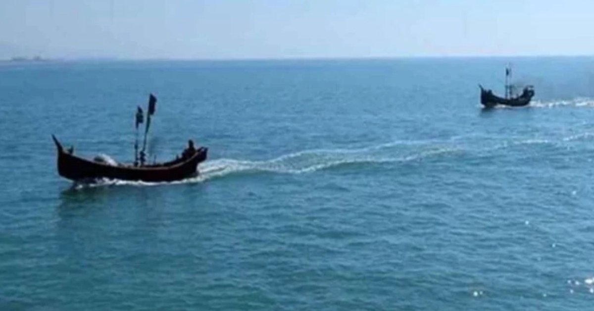 বঙ্গোপসাগর থেকে ২০ জেলেকে ধরে নিয়ে গেছে বনদস্যুরা