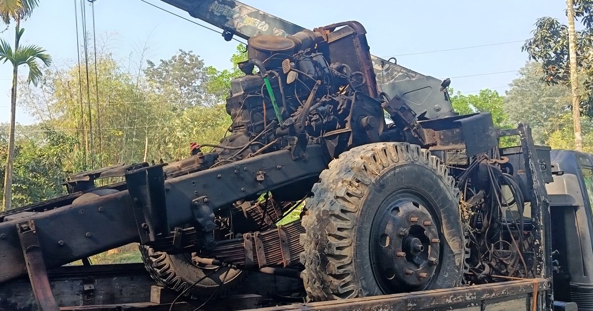 যুবদল নেতার বাড়ি থেকে চোরাই ট্রাক উদ্ধার, শৃঙ্খলাভঙ্গের কারণে দল থেকে বহিষ্কার
