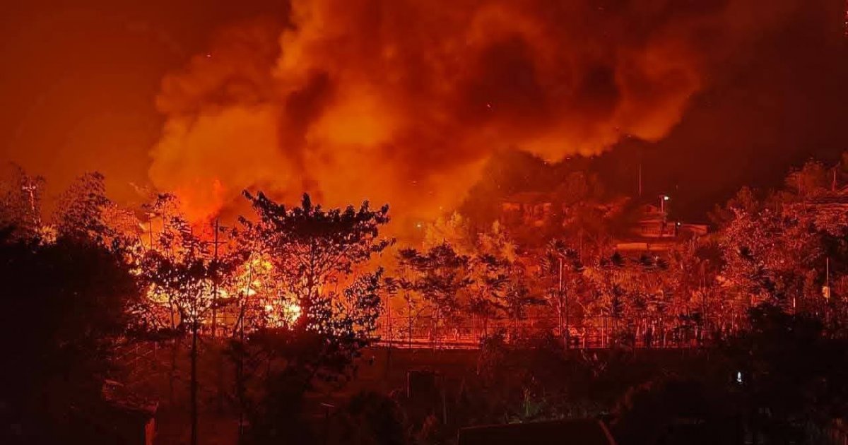 কক্সবাজারে রোহিঙ্গা ক্যাম্পে অগ্নিকাণ্ড: ৩০টি বসতিঘর পুড়ে গেছে, প্রাণহানি নেই