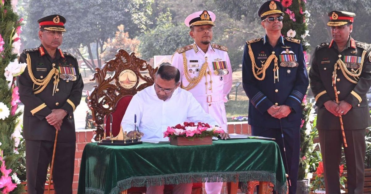 ‘শহীদদের আকাঙ্ক্ষার বাংলাদেশ প্রতিষ্ঠার জন্য কাজ শুরু করেছি’
