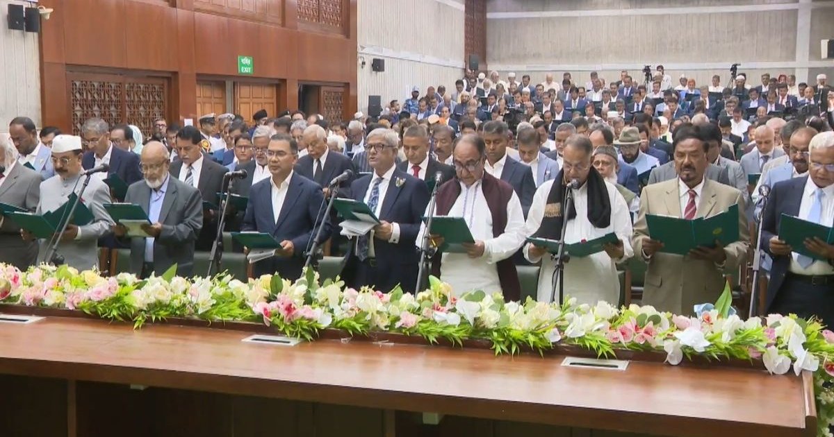 এমপি হয়েই মন্ত্রী ৩২ জন