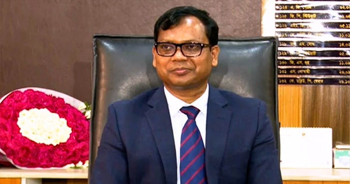 সিলেটের ডিসি সারোয়ারকে শোকজ