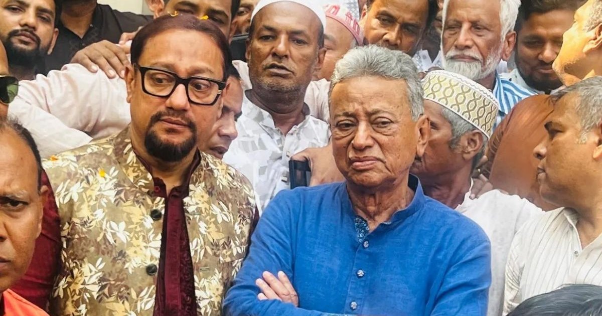 চট্টগ্রাম বন্দর থেকে চার দিনের মধ্যে পণ্য খালাসের নির্দেশ দিলেন অর্থমন্ত্রী