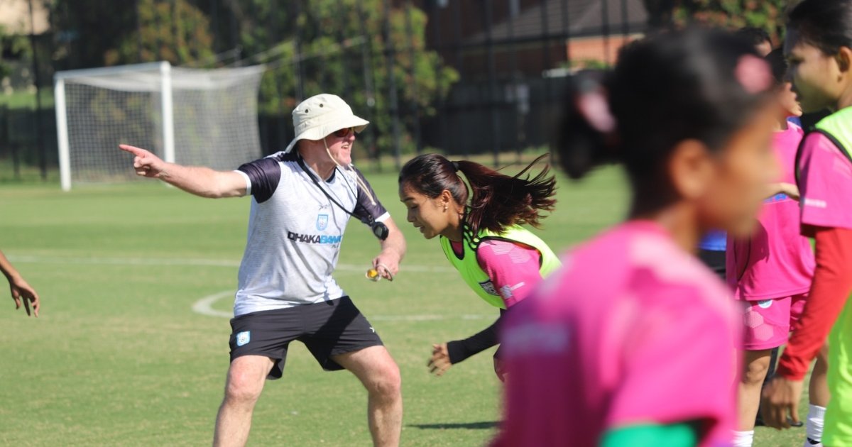 ভ্রমণক্লান্তি দূরে ঠেলে সিডনিতে অনুশীলনে ঋতুপর্ণারা