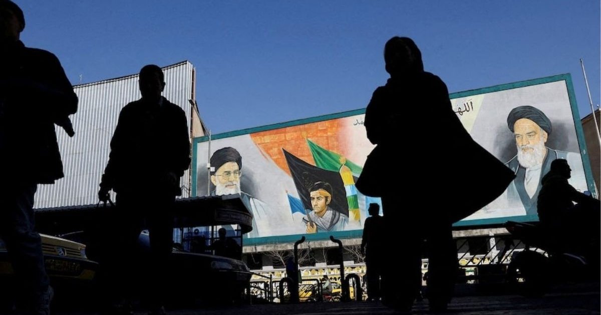 ইরানে সুনির্দিষ্ট ব্যক্তিদের টার্গেট করে মার্কিন হামলা হতে পারে