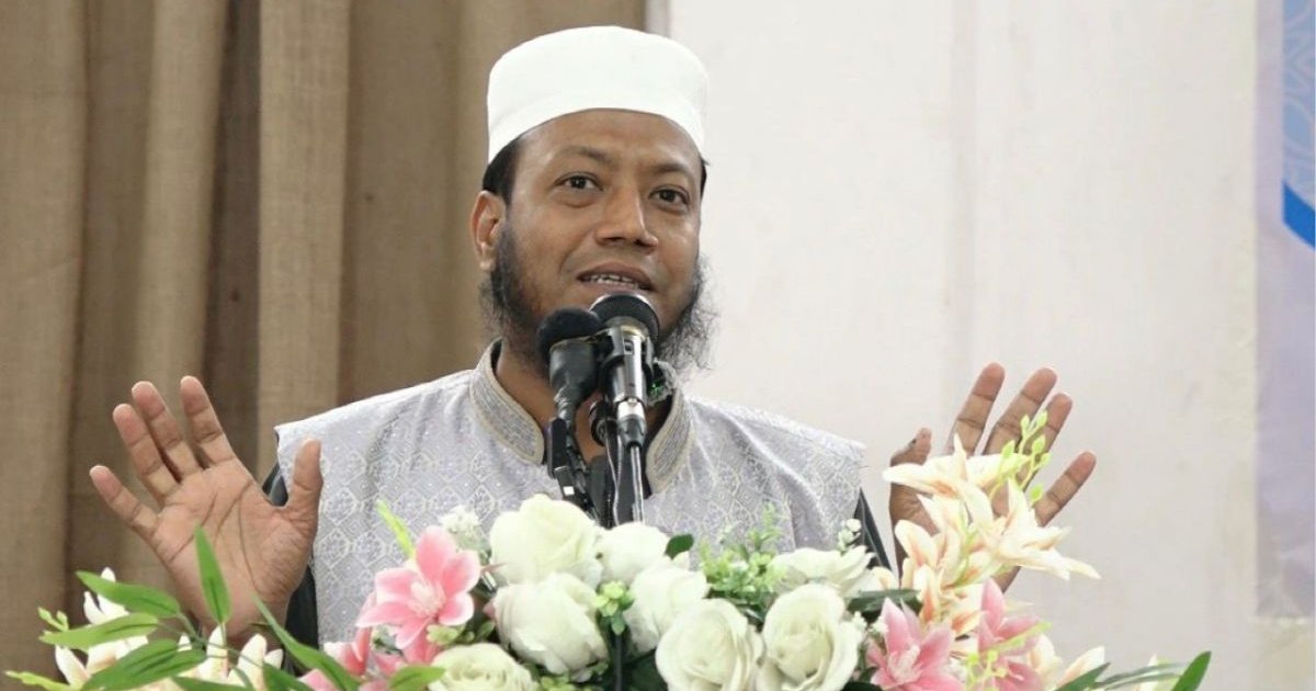 শুধু রমজান এসেছে বলেই মাথায় টুপি তুলবেন না: আমির হামজা