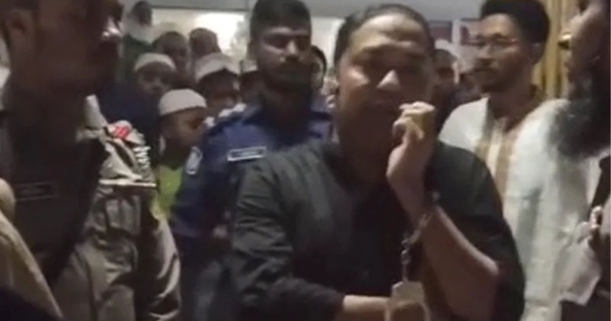 প্যারোলে মুক্তি পেয়ে মায়ের জানাজায় অংশ নিলেন রানা প্লাজার সোহেল রানা