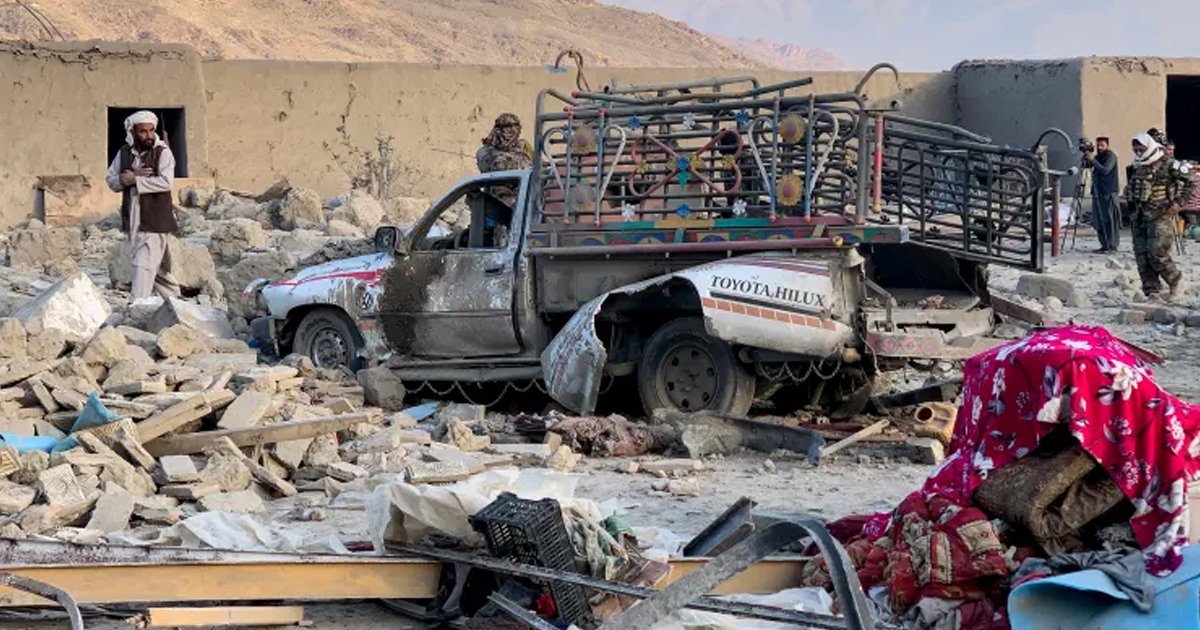 পাকিস্তানের অতর্কিত হামলায় আফগানিস্তানে নিহত ১৭, প্রতিশোধের হুঁশিয়ারি তালেবানের