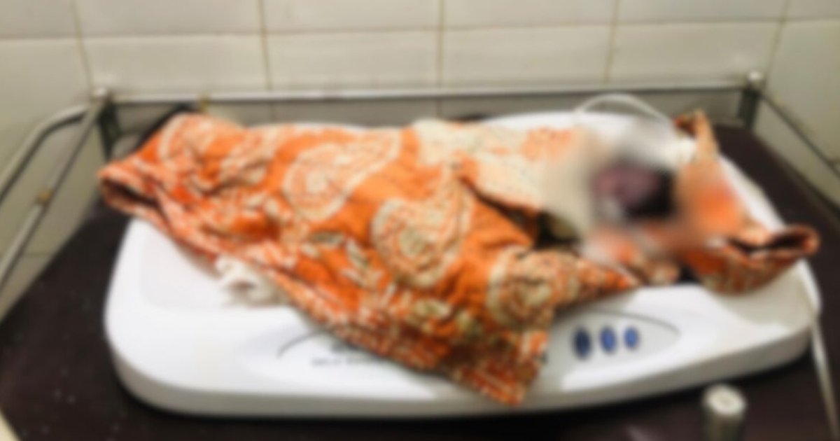 হাসপাতালের আঙ্গিনায় মিললো ফুটফুটে নবজাতক, মা-বাবা লাপাত্তা