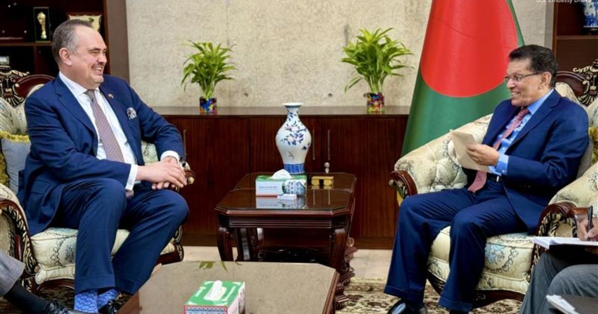 পররাষ্ট্রমন্ত্রী খলিলুর রহমানকে অভিনন্দন জানিয়েছেন মার্কিন রাষ্ট্রদূত ক্রিস্টেনসেন