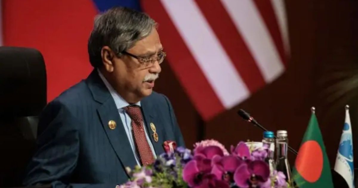 রাষ্ট্রপতিকে ঈদের নামাজ পড়তে জাতীয় ঈদগাহে যেতে দেয়নি ইউনূস সরকার