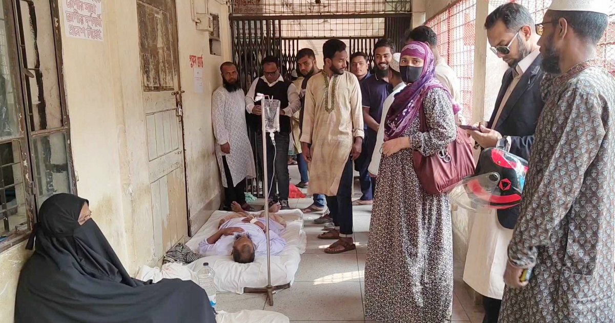 পিরোজপুরে একই পরিবারের ৩ সদস্যকে অজ্ঞান করে লুটপাট