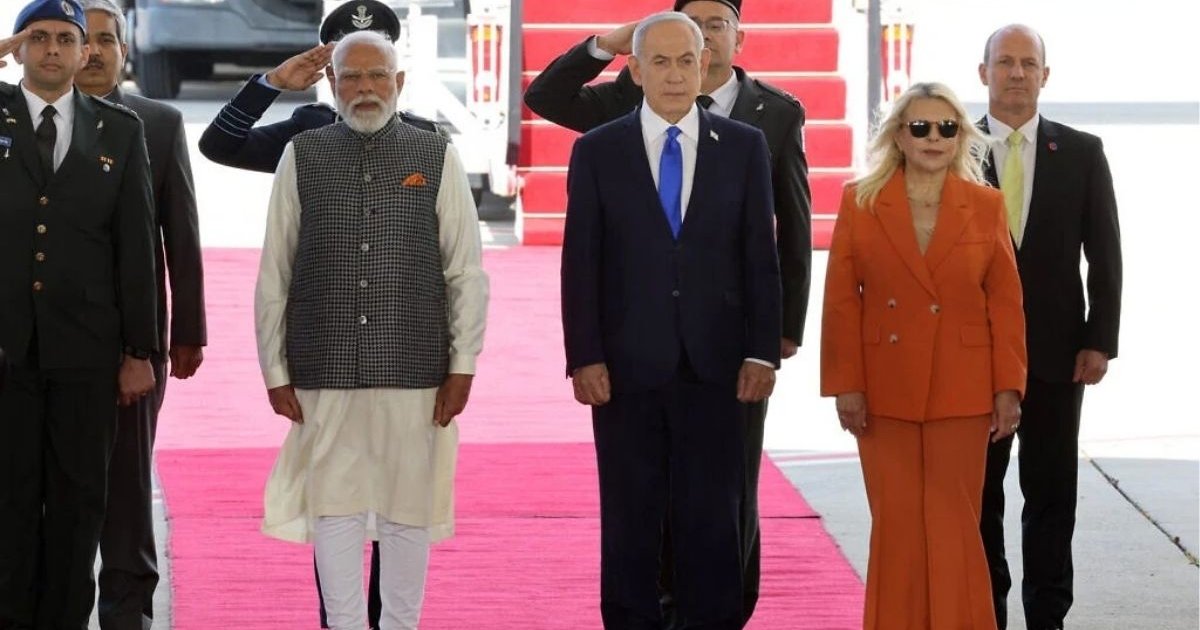 ইসরায়েল পৌঁছালেন মোদি, স্বাগত জানালো নেতানিয়াহু